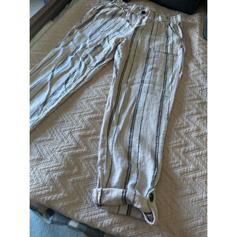SO brand off white striped casual pants ankle button up option Large